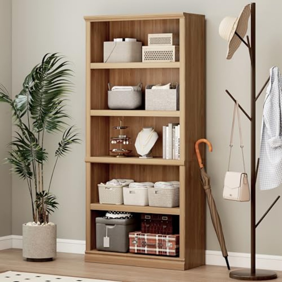 Home Office With Library - رف كتب من خشب البلوط الأبيض