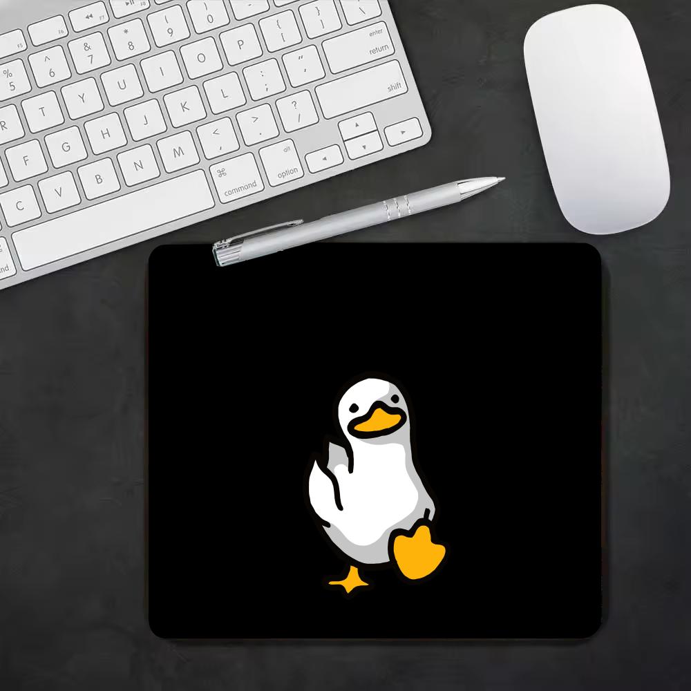 لوحة ماوس صغيرة بنمط الإوزة ال - مراجعة Home Office Background وسعره